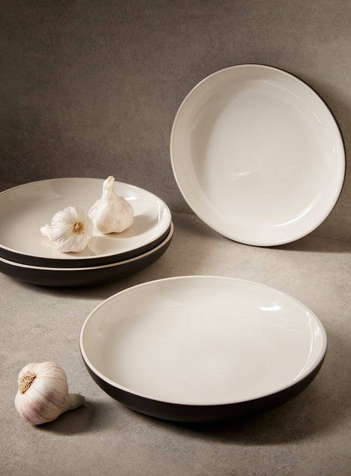 Handmade Stoneware Pasta Plate | Youlha 9.4": Matte Black/Shiny White