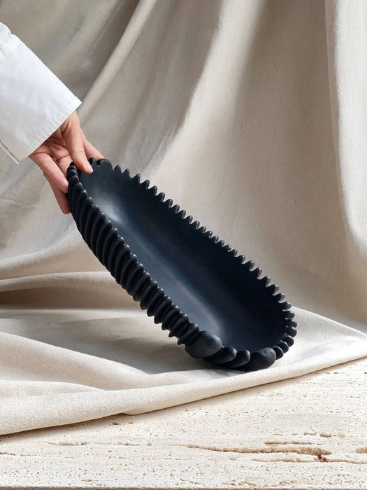 FORMA handmade concrete bowl: GRAPHITE BLACK